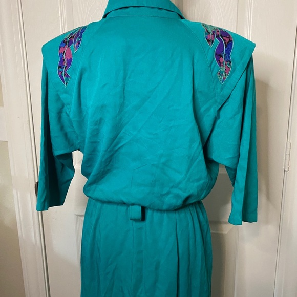 Real vintage 80s/90s woman’s dress - Picture 7 of 7